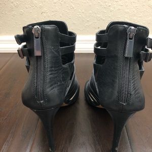 Vince Camuto Sandals